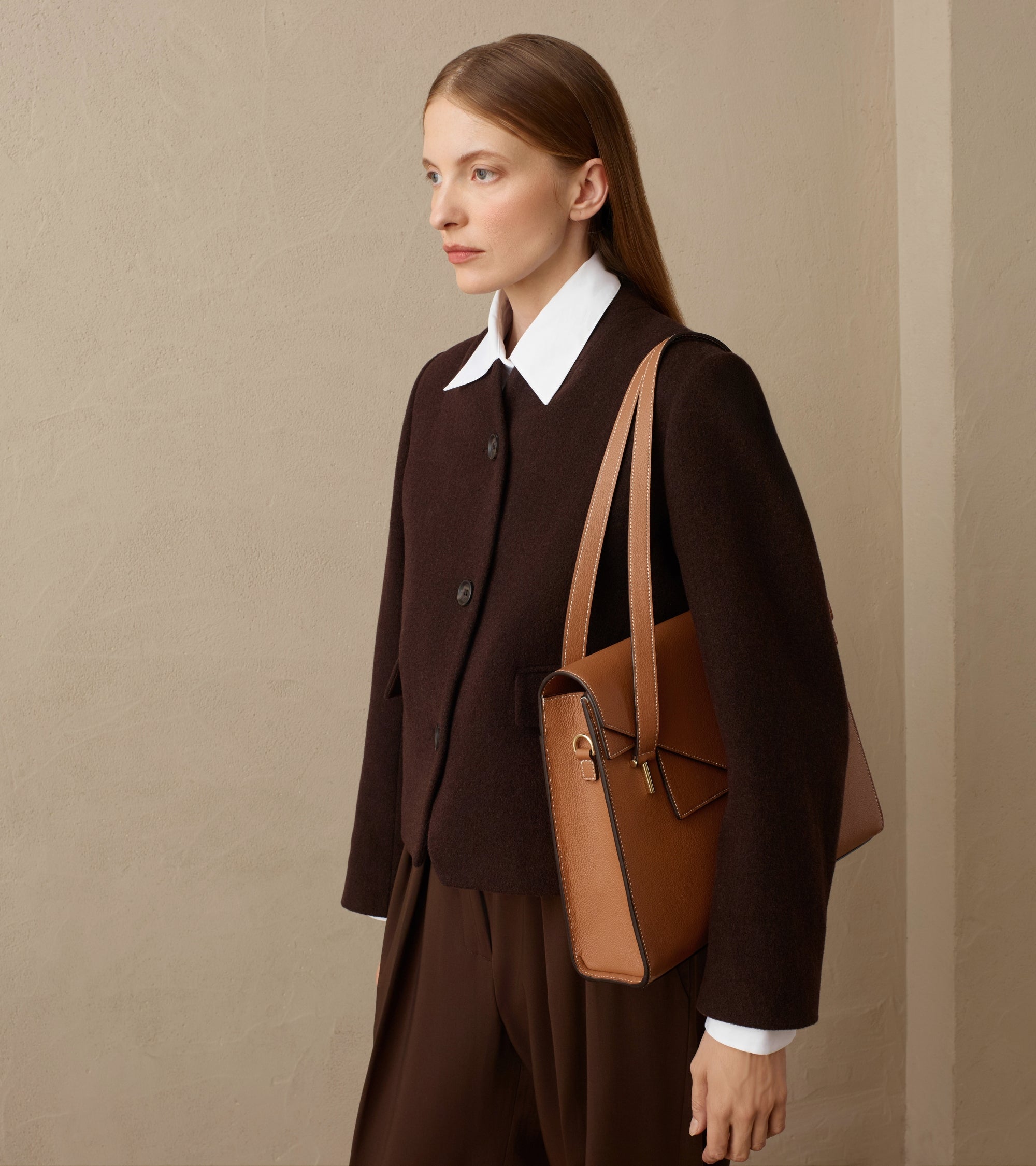 Portadocumentos doble solapa de piel texturizada Emilie