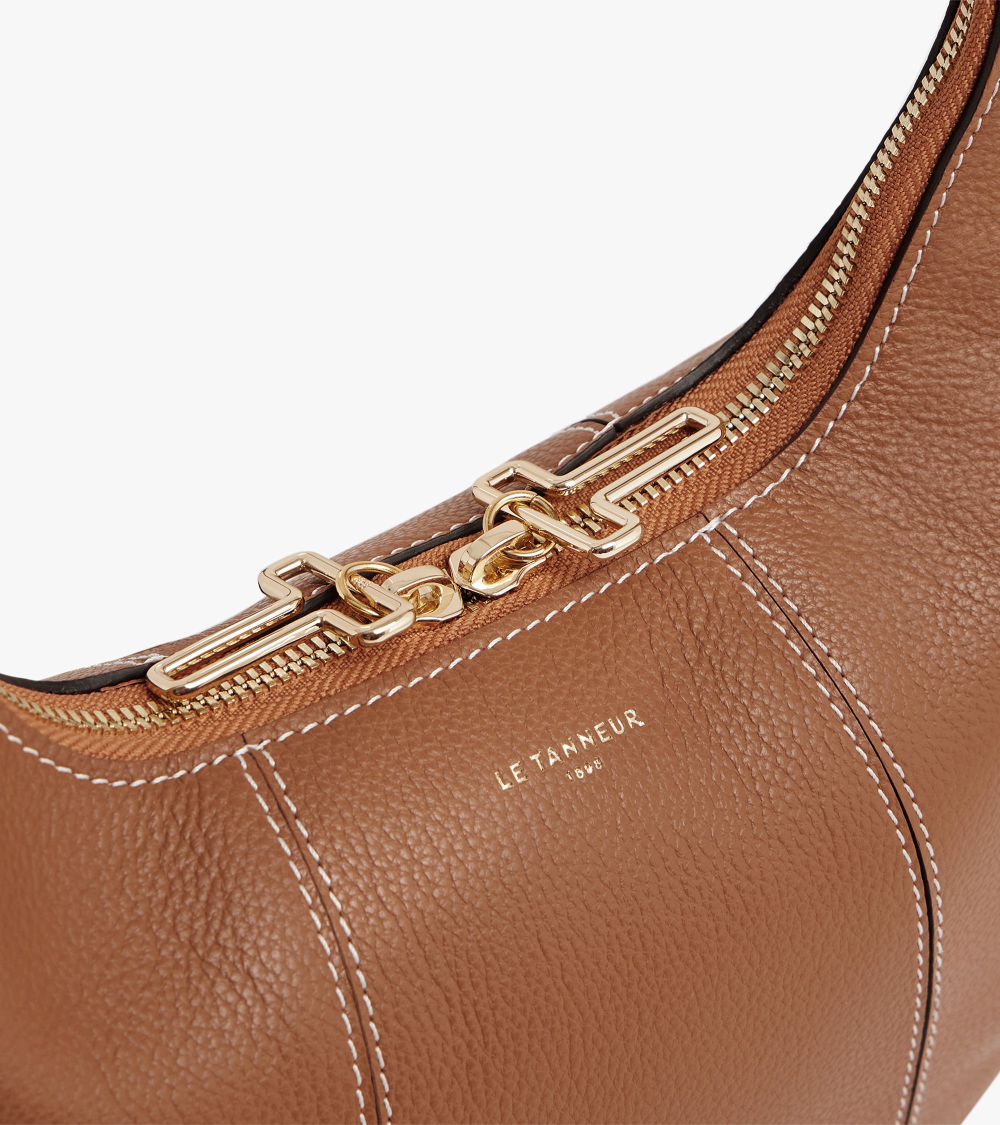 Bolso hobo mediano modelo Juliette de cuero granulado