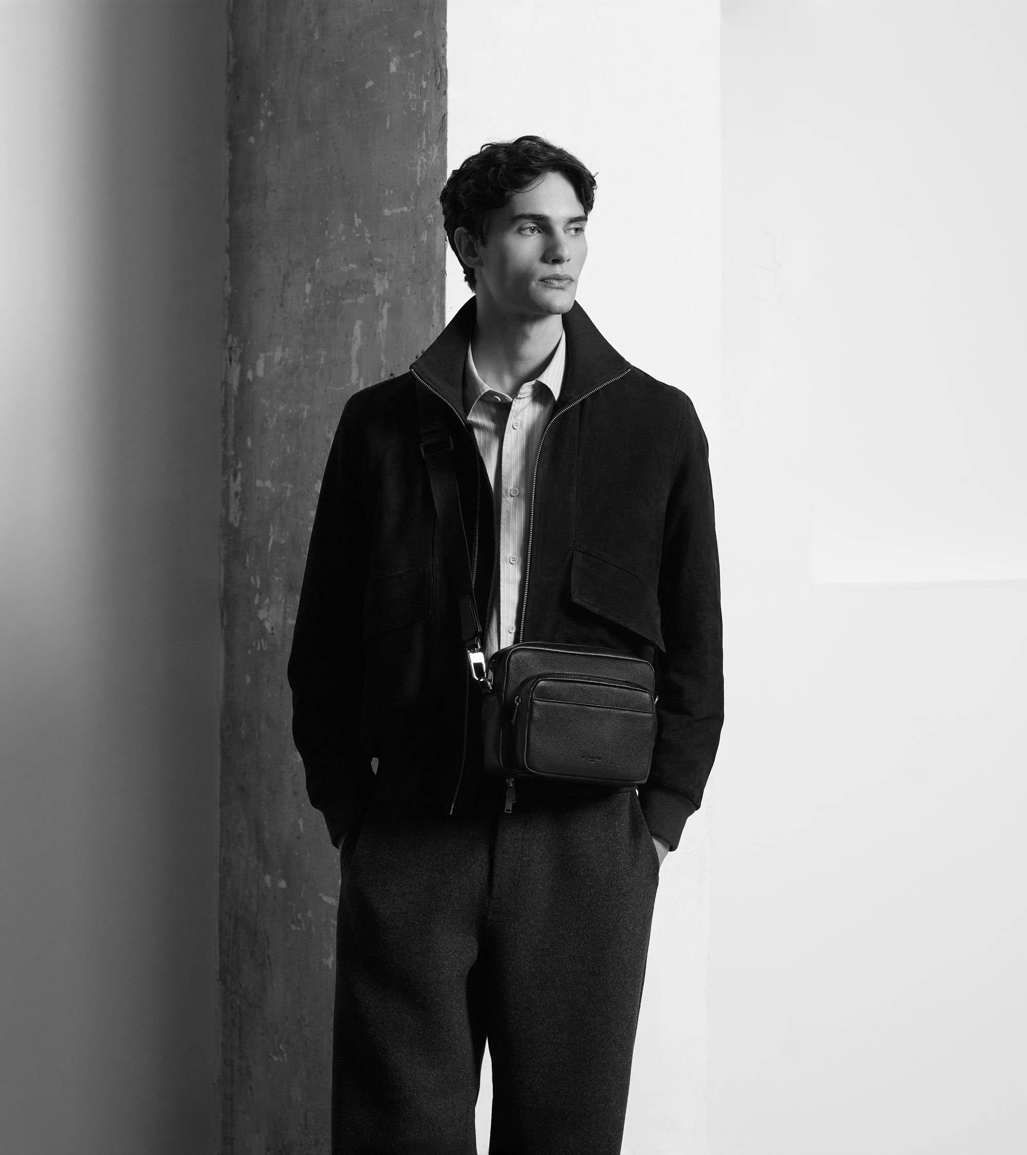 Bolso bandolera pequeño de piel texturizada Marceau