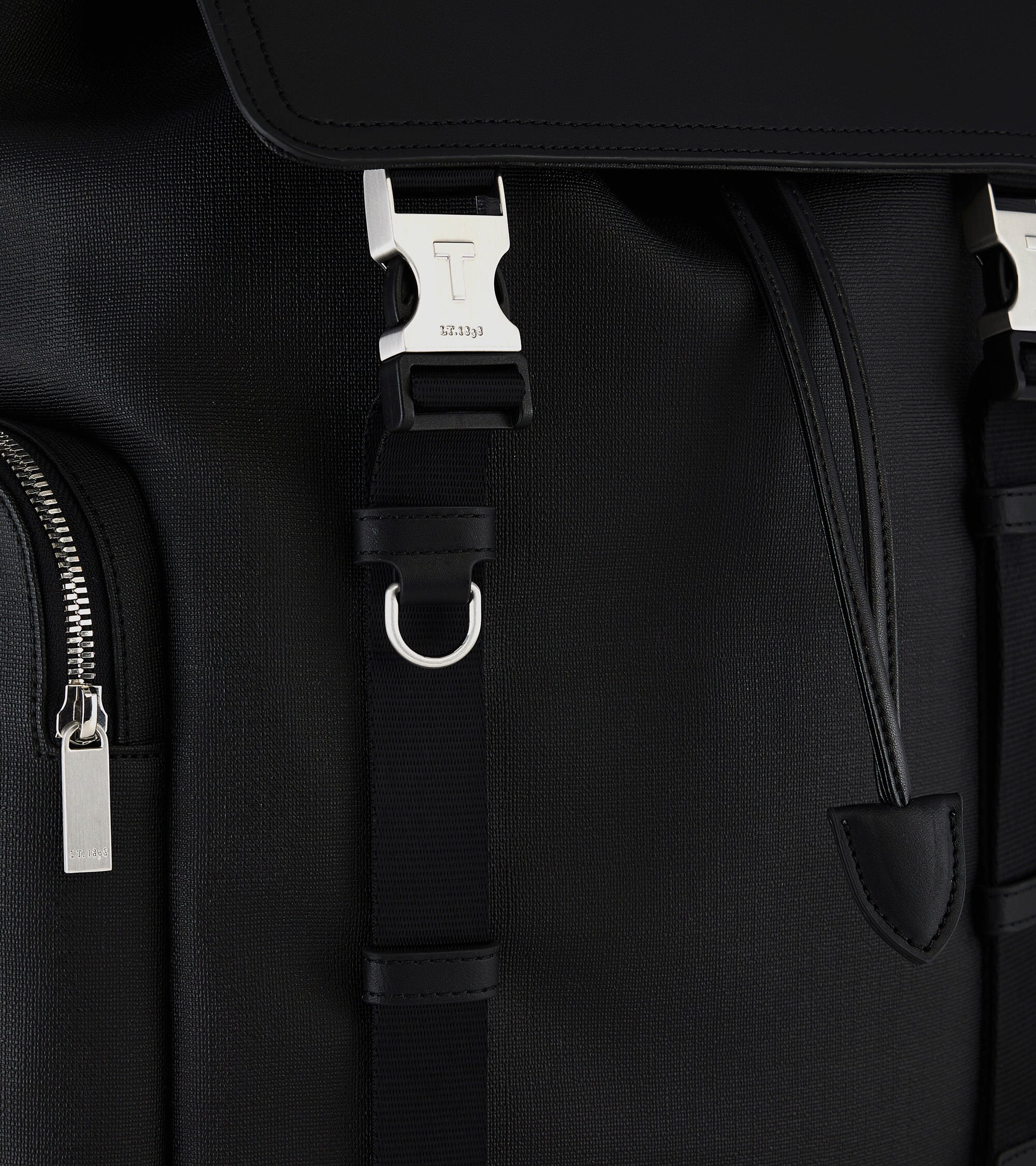 Mochila con solapa Maurice de tela revestida