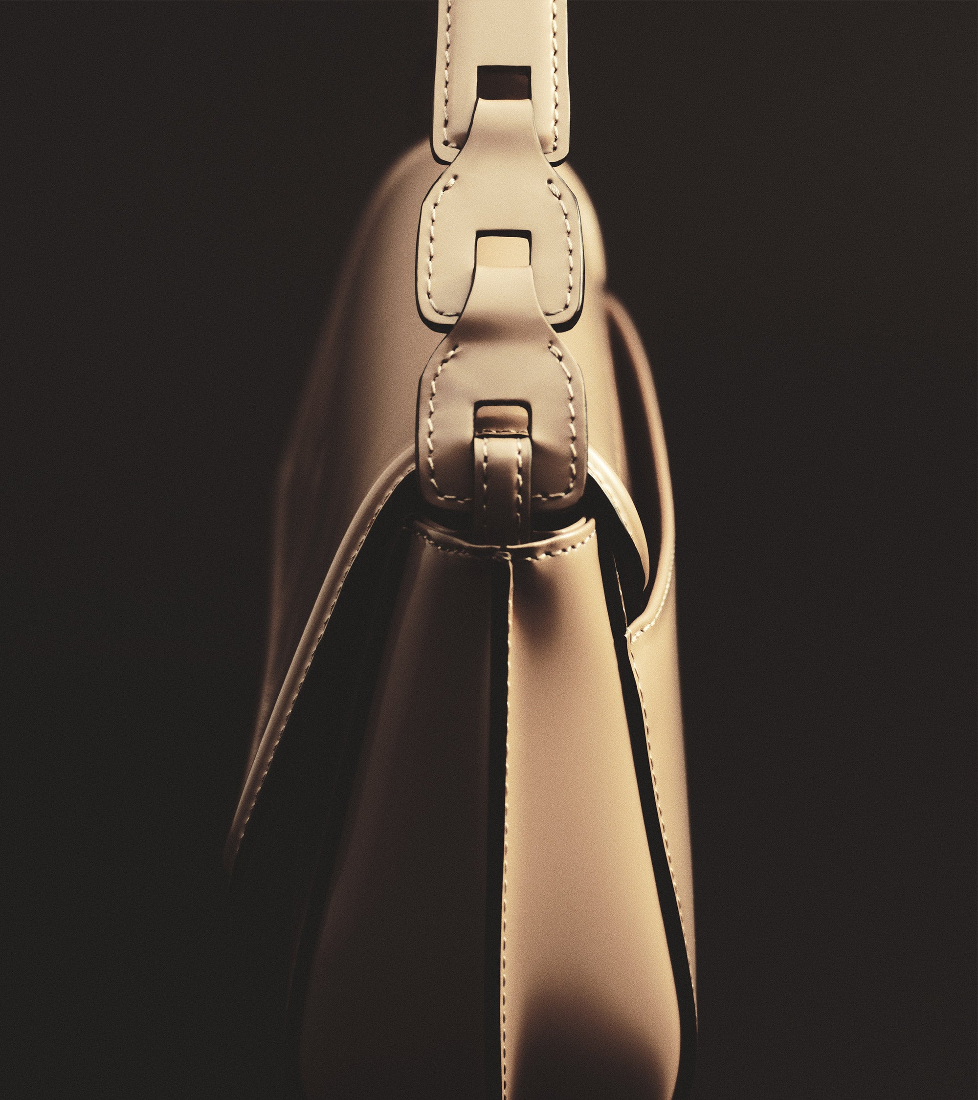 Bolso de hombro mediano Solaise de piel lisa efecto box