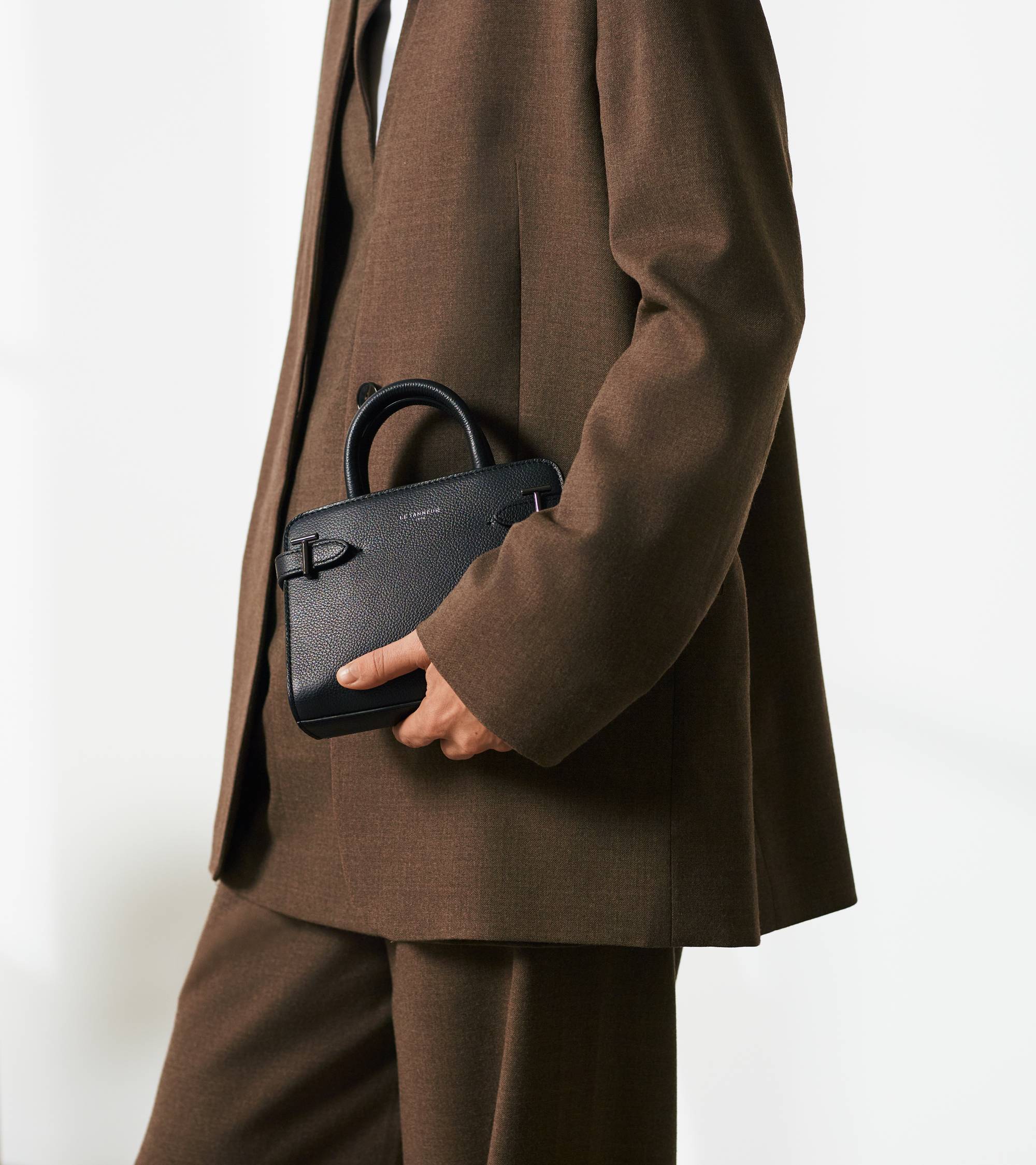 Mini-Handtasche Emilie aus Glattleder in Metallic-Look