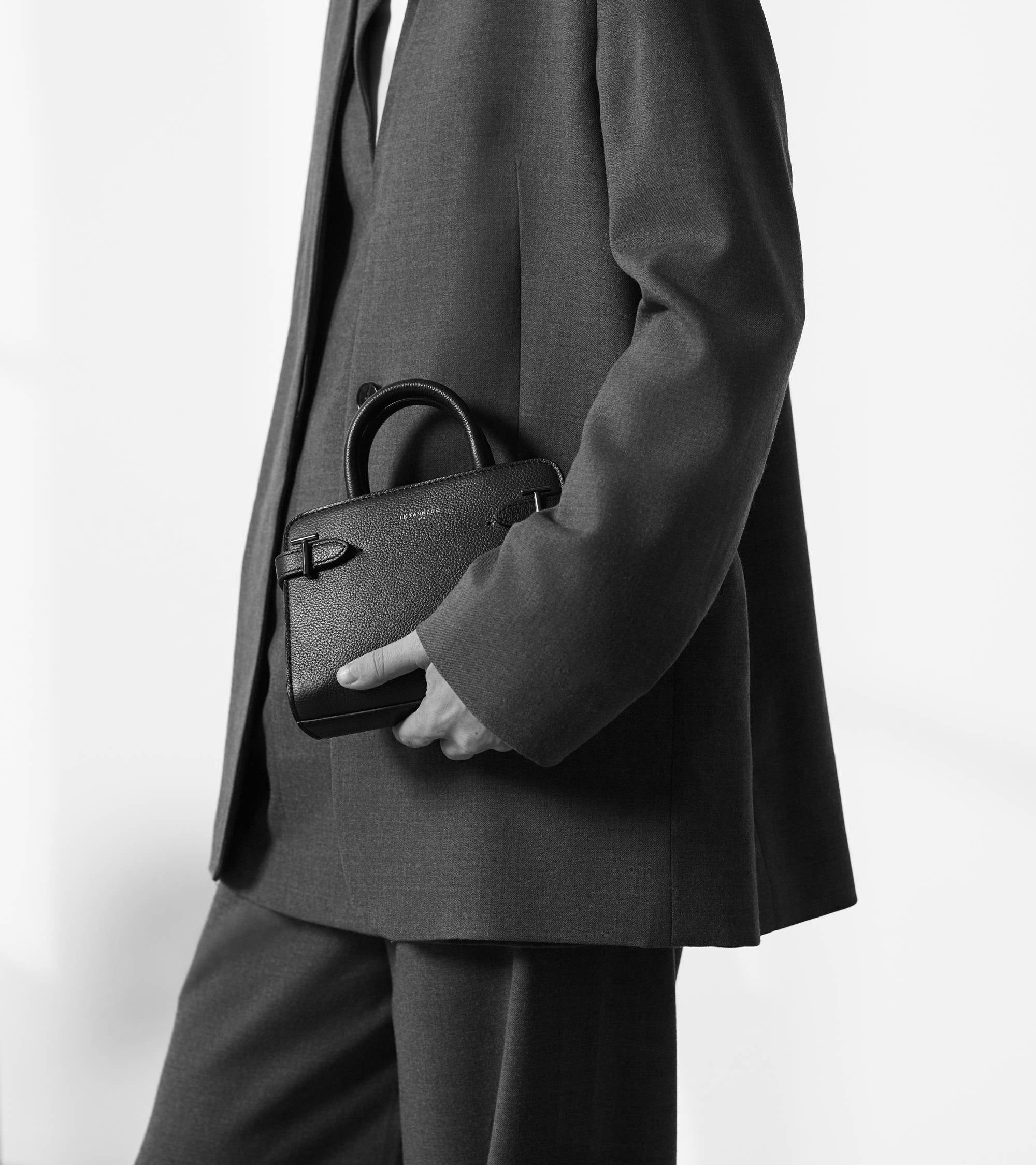 Mini-Handtasche Emilie aus genarbtem Leder