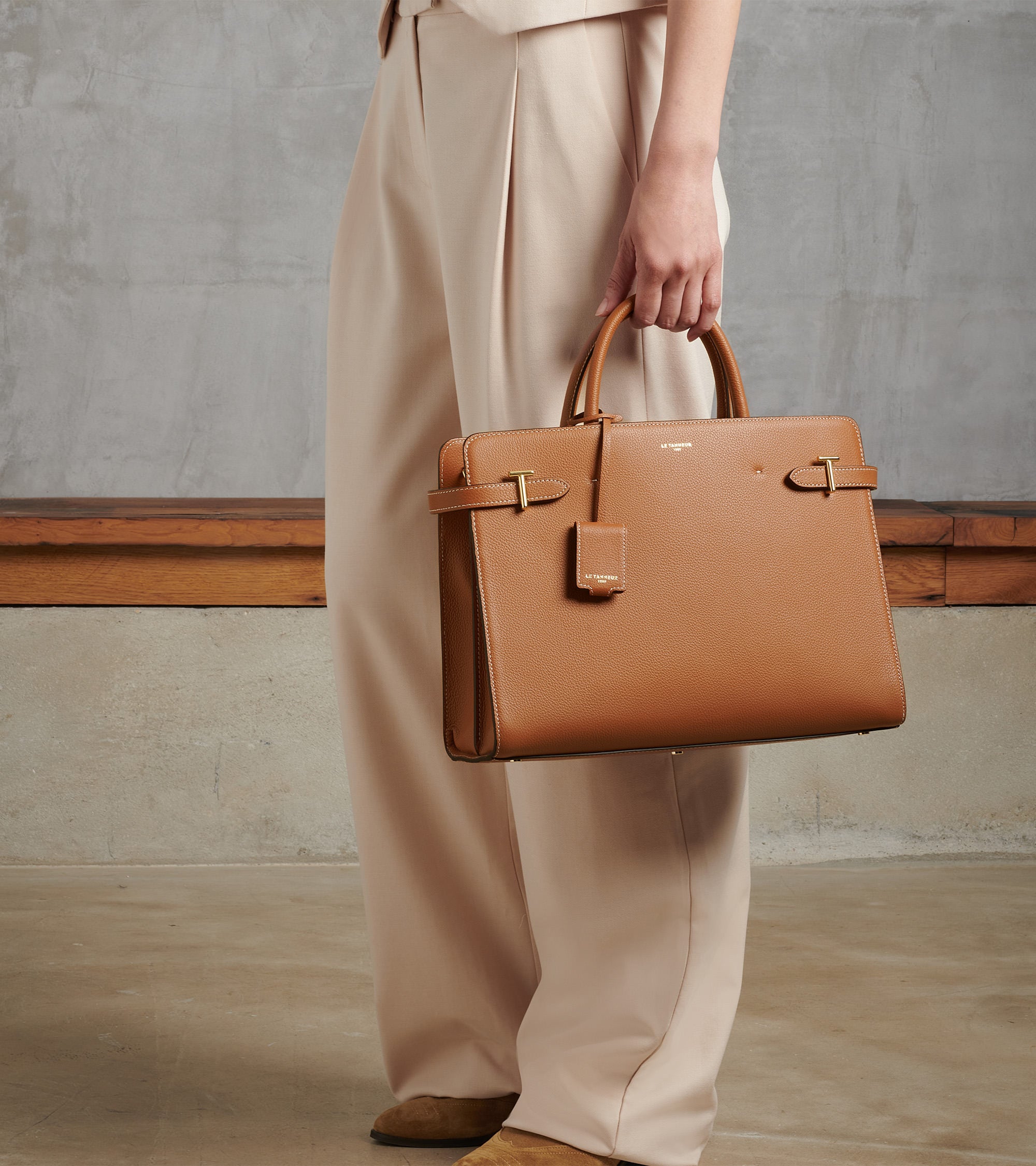 Emilie large handbag in pebbled leather