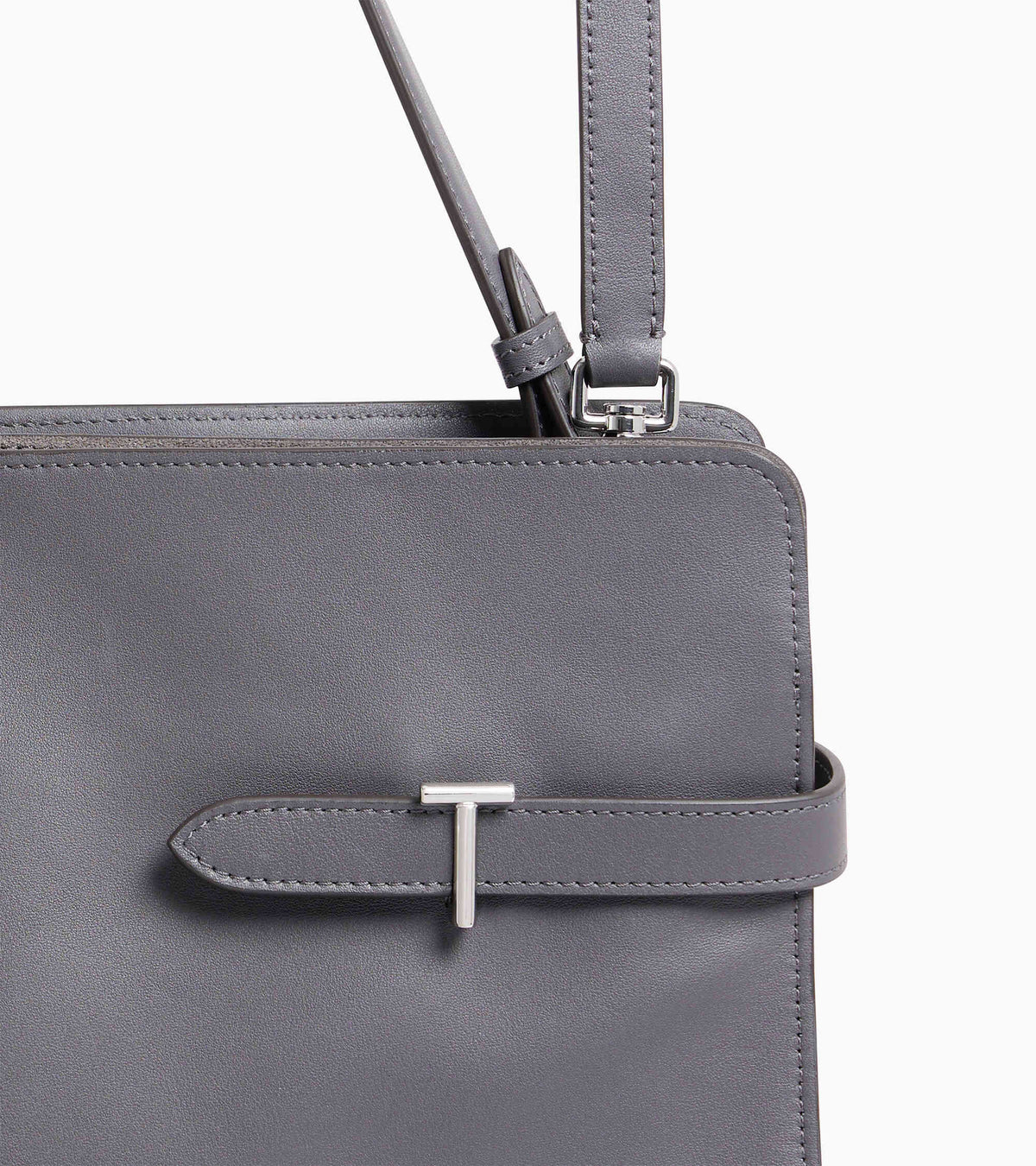 Sac porté épaule modèle maxi Emie en cuir lisse et refente de velours