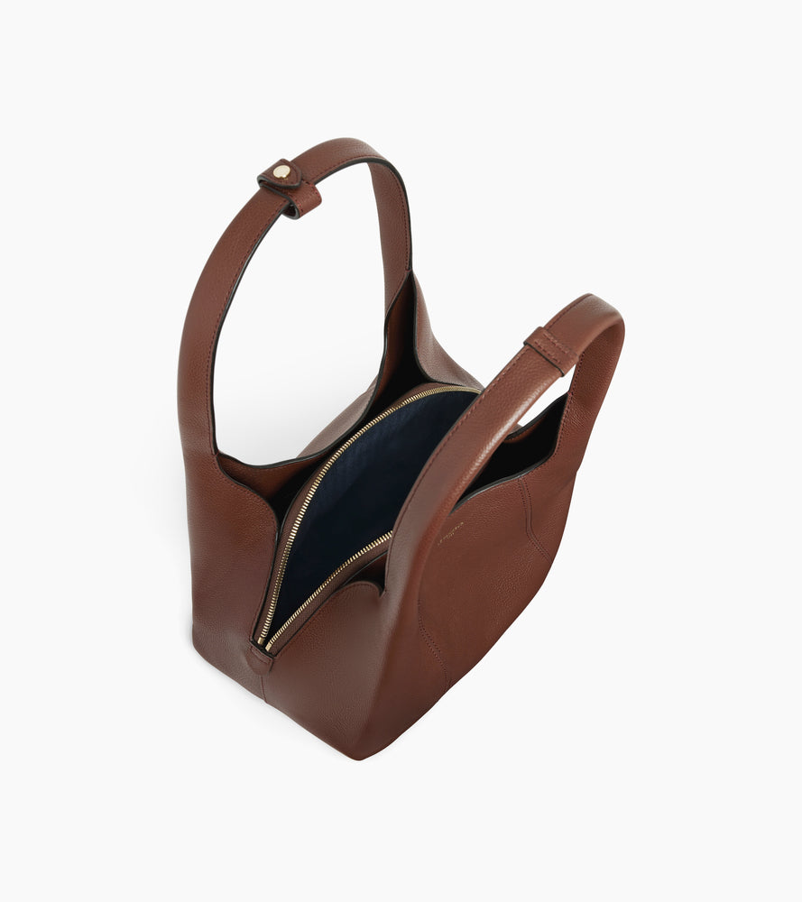 Juliette medium-sized shoulder bag in grained leather