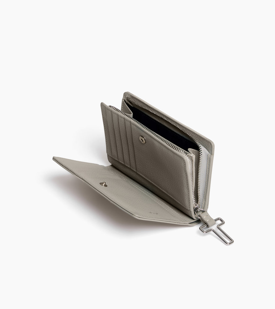 Juliette medium wallet in grained leather