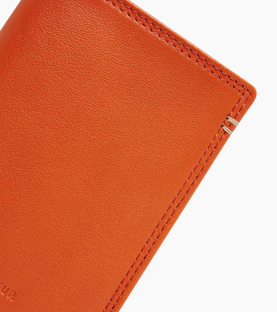 Martin vertical card holder in smooth leather