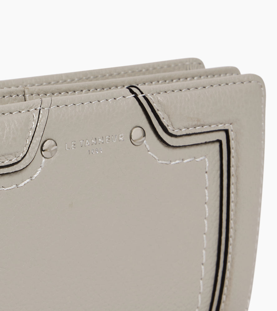 Ella medium wallet in grained leather