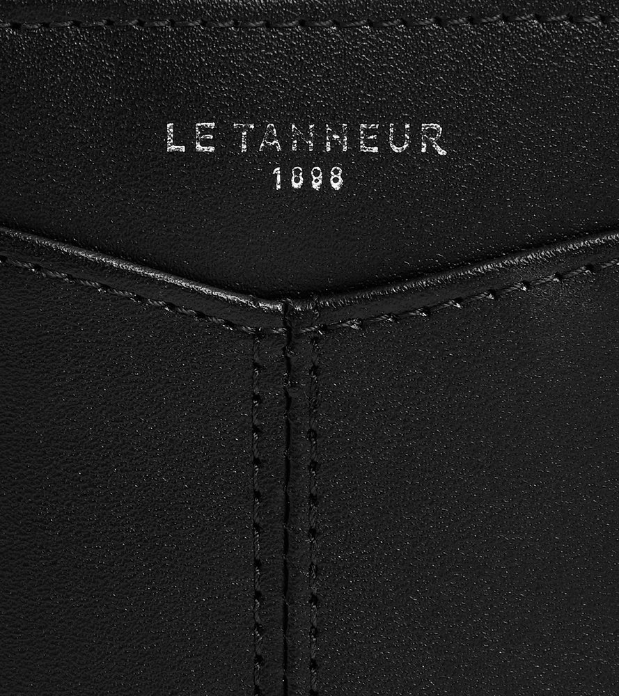 Charlotte vertical card holder in smooth leather